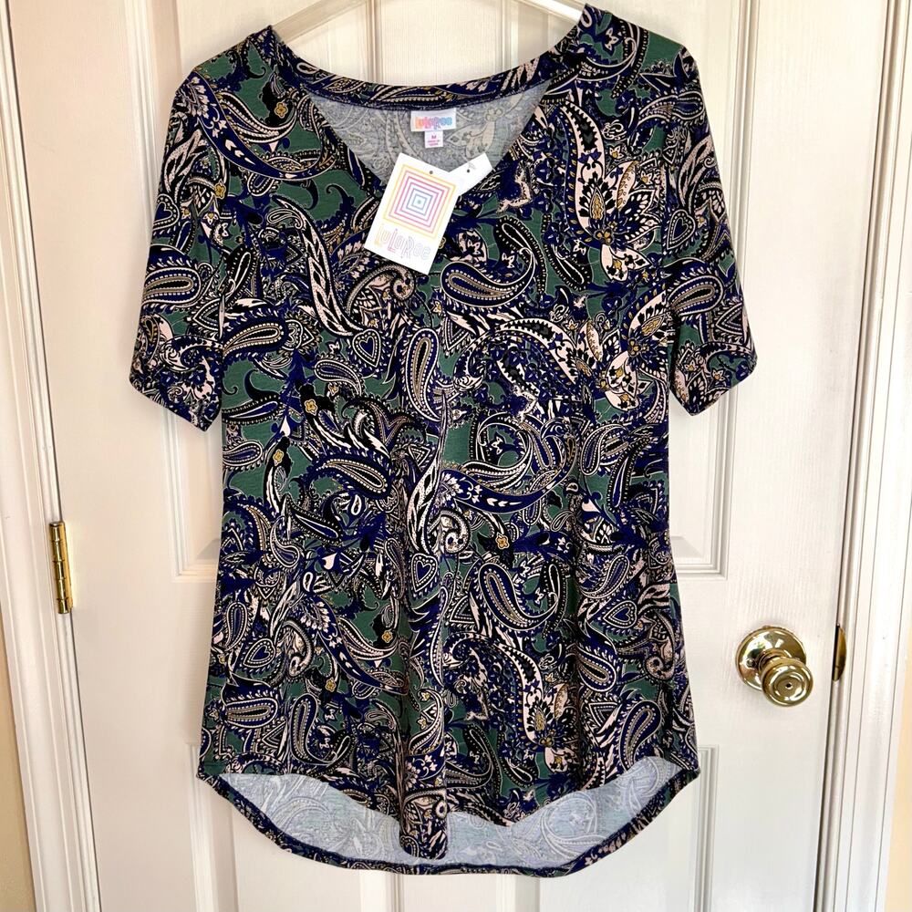 NWT LuLaRoe Iris Simply Comfortable Short Sleeve Top Medium